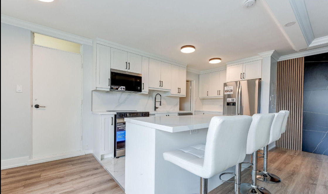 3170 Kirwin Ave photo